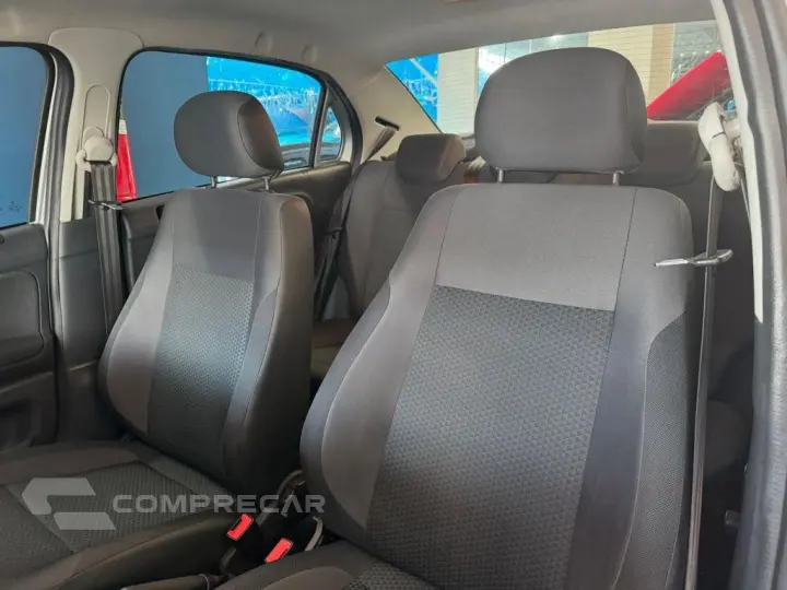 VOYAGE 1.0 12V MPI Totalflex