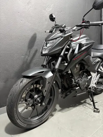 CB 300 F TWISTER CBS