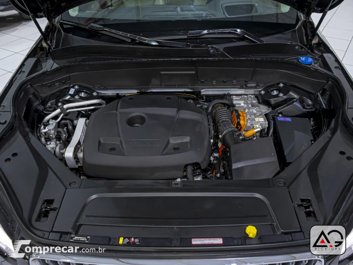 XC90 2.0 T8 Hybrid Inscription AWD Geartronic
