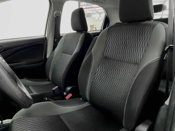 ETIOS 1.5 XS SEDAN 16V FLEX 4P AUTOMÁTICO