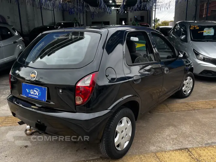 CELTA 1.0 MPFI Life 8V