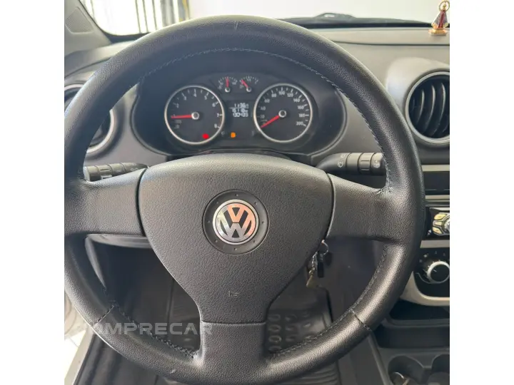 VOYAGE 1.0 MI 8V FLEX 4P MANUAL