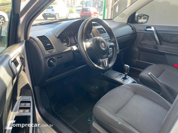 POLO SEDAN 1.6 MI Comfortline 8V
