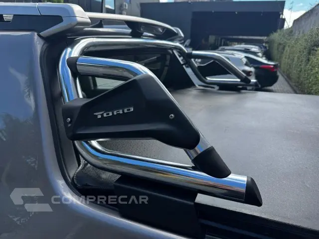 TORO - 2.0 16V TURBO VOLCANO 4WD AT9