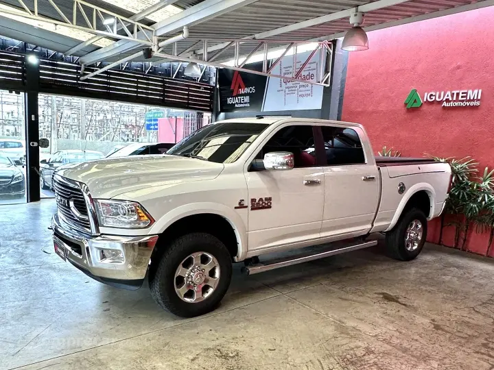 RAM 6.7 2500 LARAMIE 4X4 CD I6 TURBO DIESEL 4P AUTOMÁTICO