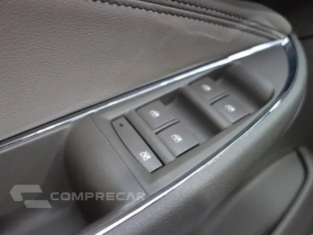 CRUZE HATCH - 1.4 TURBO SPORT6 LTZ 16V 4P AUTOMÁTICO