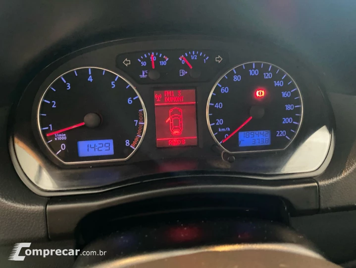 POLO SEDAN 1.6 MI Comfortline 8V