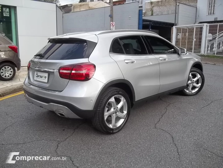 GLA 200 1.6 CGI Style 16V Turbo