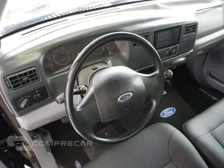 F-250 3.9 XLT 4X2 CS DIESEL 2P MANUAL