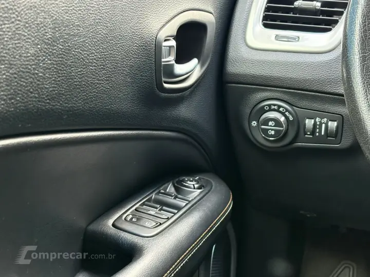 COMPASS 2.0 16V Longitude 4X4