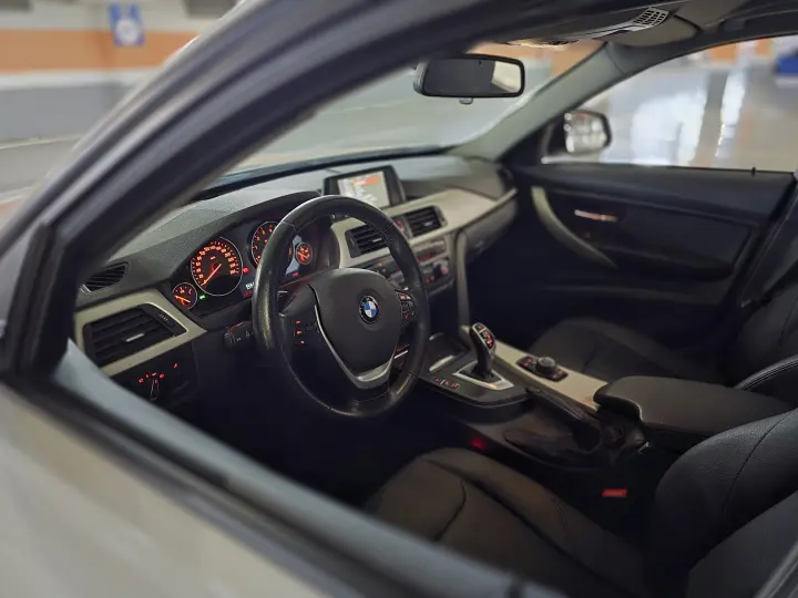 320I 2.0 16V Turbo Active
