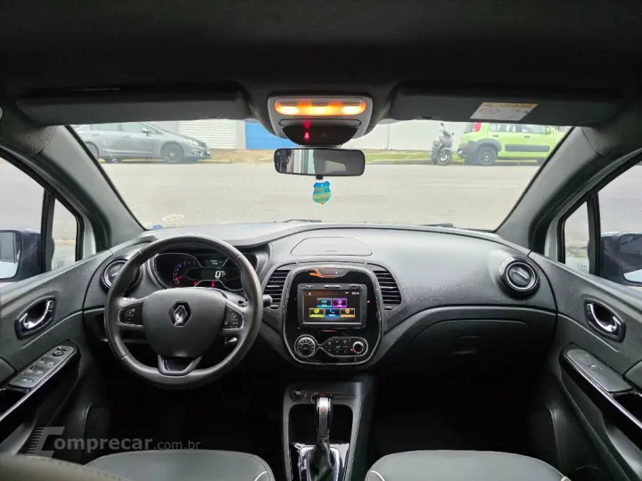 CAPTUR Intense 2.0 16V Flex 5p Aut.