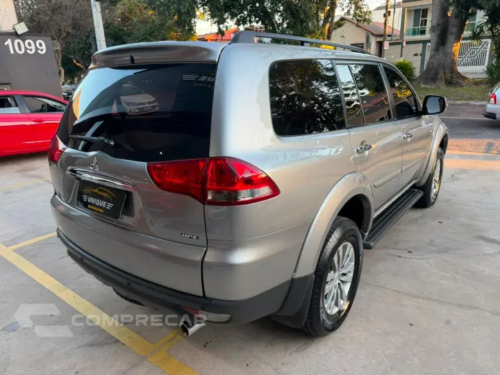 Pajero 3.5 Hpe 4X4 7 Lugares V6 24V Flex 4P Automático