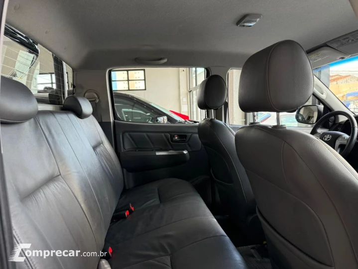 Hilux CD SRV 2.7 4x4
