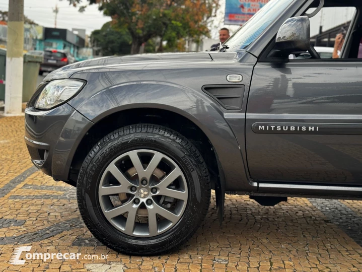 PAJERO TR4 2.0 4X2 16V