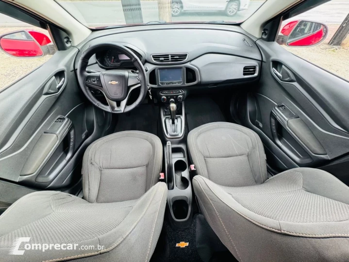 Onix Hatch 1.4 4P FLEX LT AUTOMÁTICO