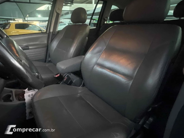 ZAFIRA 2.0 MPFI ELITE 16V GASOLINA 4P MANUAL
