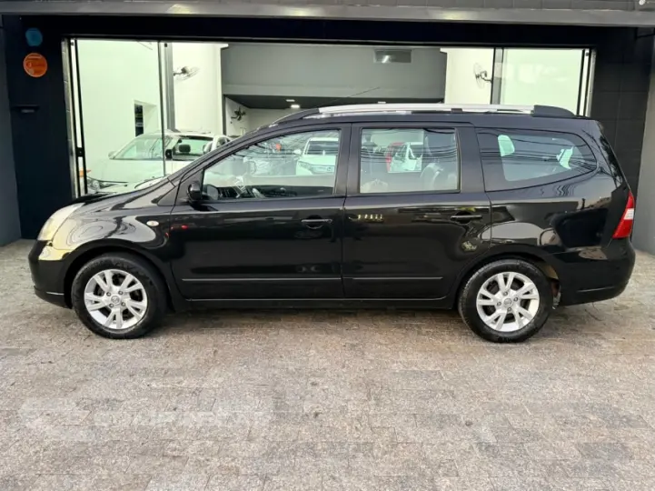 GRAND LIVINA 1.8 SL 16V