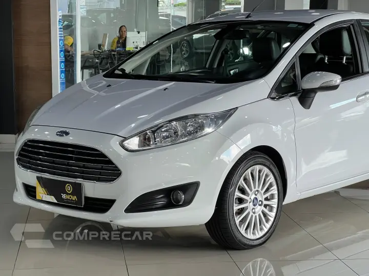 FIESTA 1.6 TITANIUM HATCH 16V FLEX 4P MANUAL