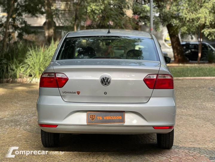 VOYAGE 1.0 MI TRENDLINE 8V FLEX 4P MANUAL