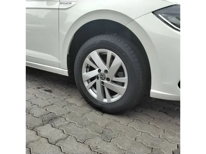 POLO 1.0 170 TSI COMFORTLINE AUTOMÁTICO