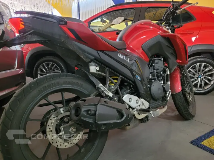 FZ25 250 FAZER CONNECTED