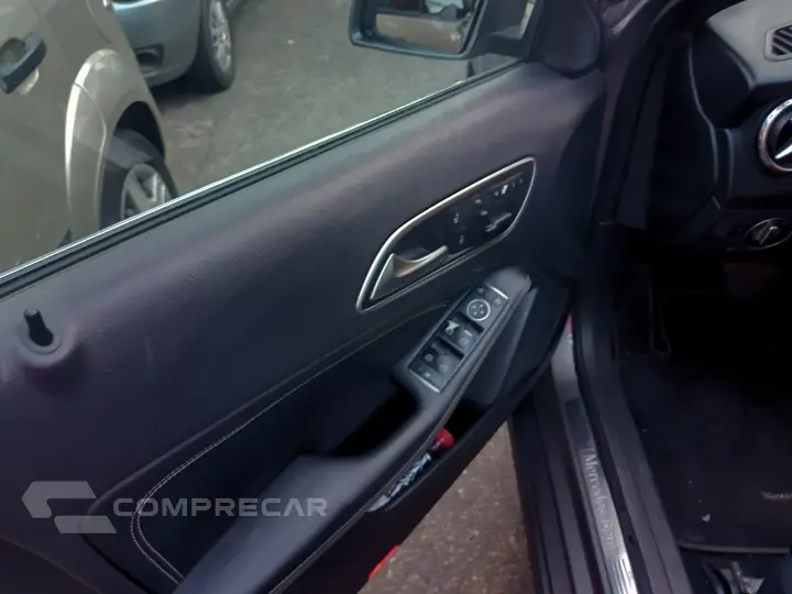 GLA 200 1.6 CGI Vision 16V Turbo