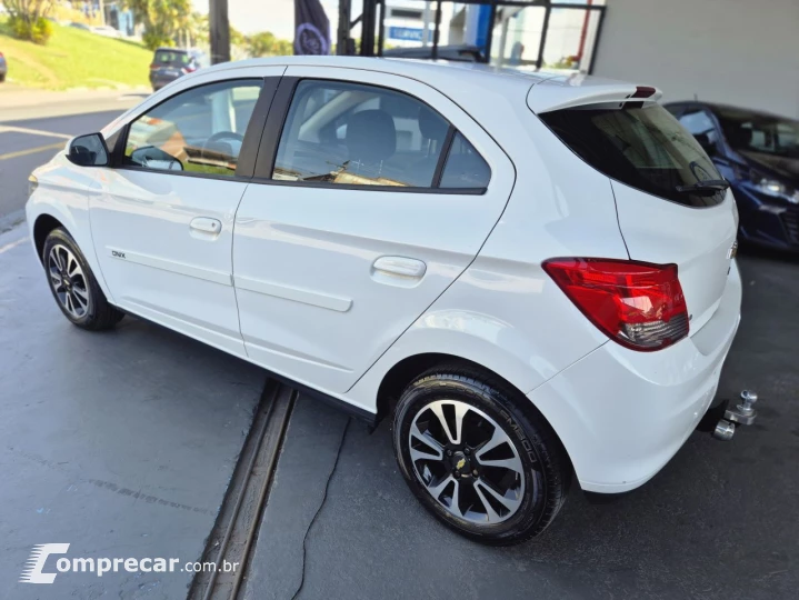 ONIX HATCH LT 1.4 8V FlexPower 5p Aut.
