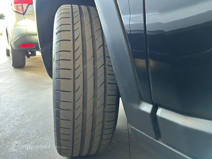 COMPASS LONG. T270 1.3 TB 4x2 Flex Aut.