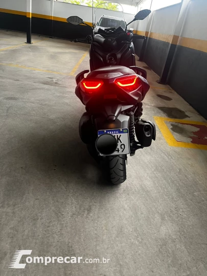X-Max 250