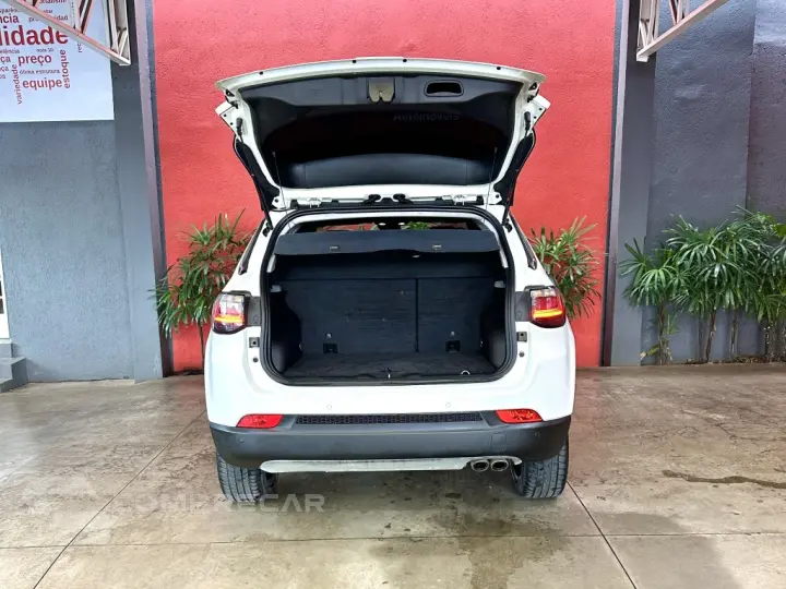 COMPASS 1.3 T270 TURBO FLEX LIMITED AT6