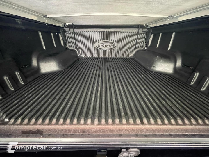 RANGER 2.2 Black 4X2 CD 16V