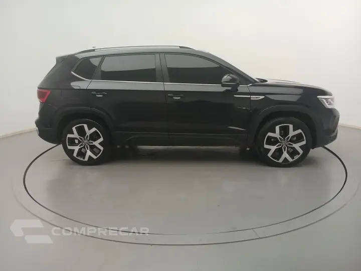 TAOS 1.4 250 TSI TOTAL FLEX HIGHLINE AUTOMÁTICO