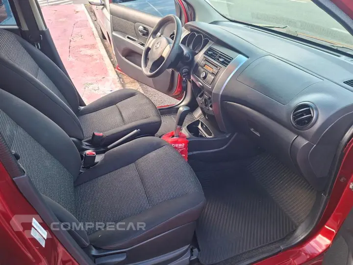 Livina 1.8 S 16V Flex 4P Automático