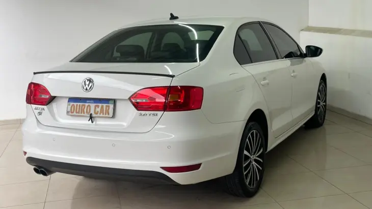 JETTA 2.0 TSI Highline 211cv