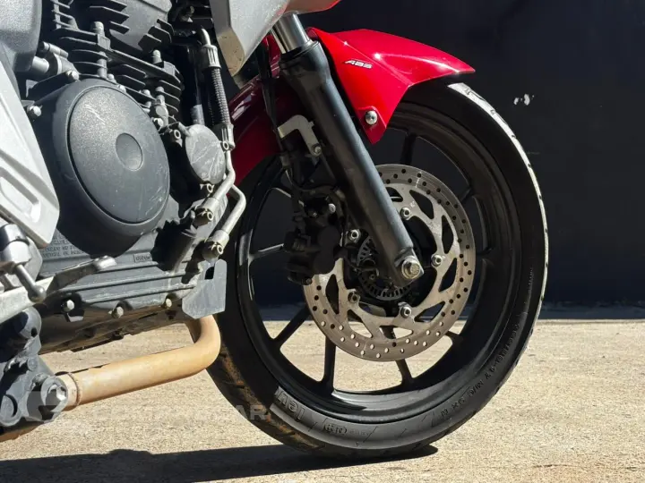Fazer FZ25 250 cc