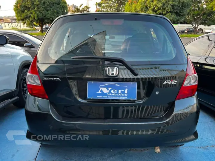 Fit LX 1.4/ 1.4 Flex 8V/16V 5p Mec.