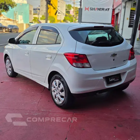 ONIX HATCH LT 1.0 8V FlexPower 5p Mec.