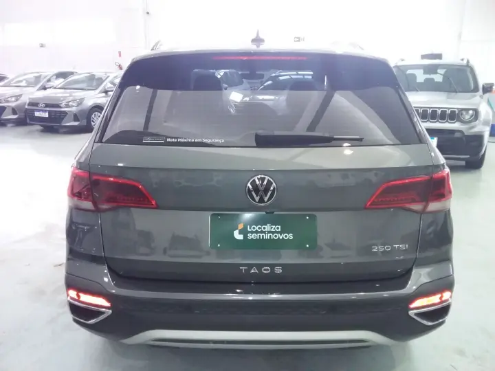 TAOS 1.4 250 TSI TOTAL FLEX COMFORTLINE AUTOMÁTICO