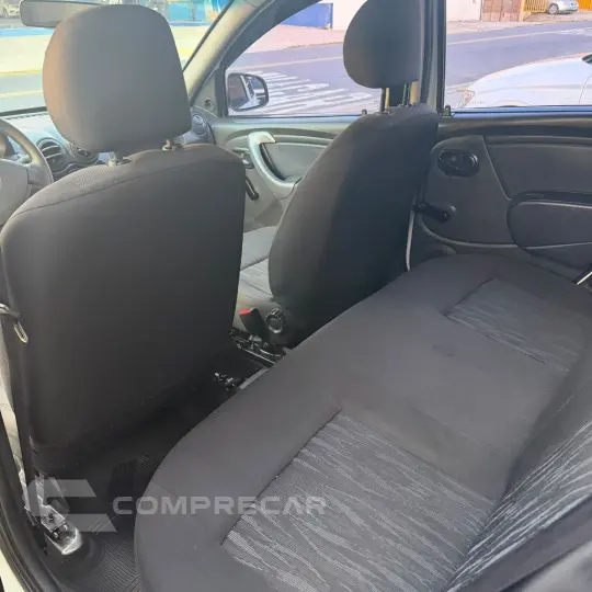 SANDERO Authentique Hi-Flex 1.0 16V 5p