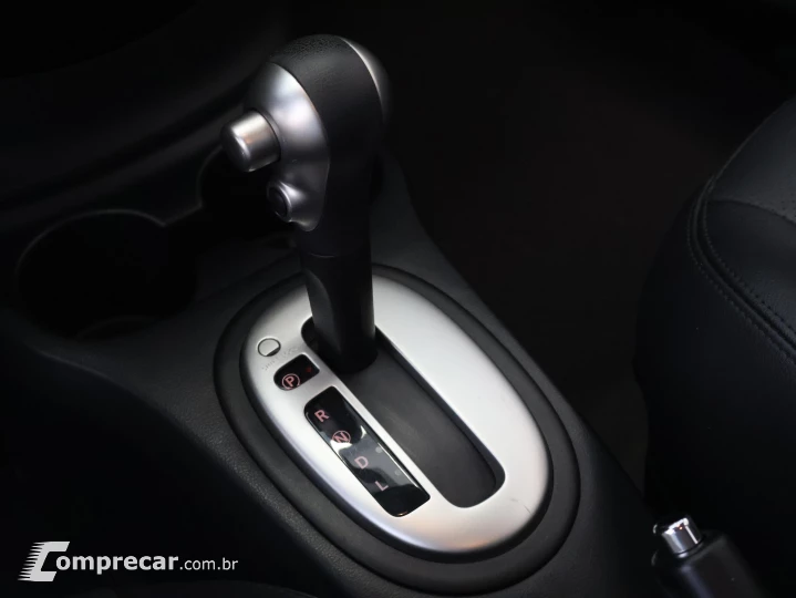 VERSA 1.6 16V SL