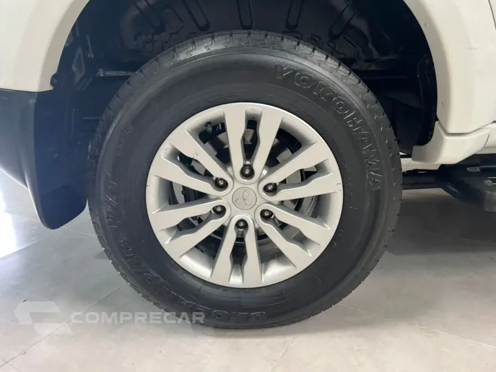 Pajero Dakar 3.5 V6 24V 4P HPE FLEX 4X4 7 LUGARES AUTOMÁTICO