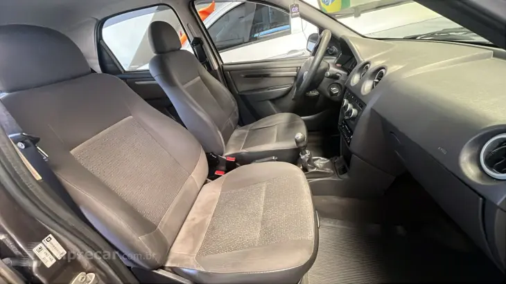 CELTA 1.0 MPFI LT 8V