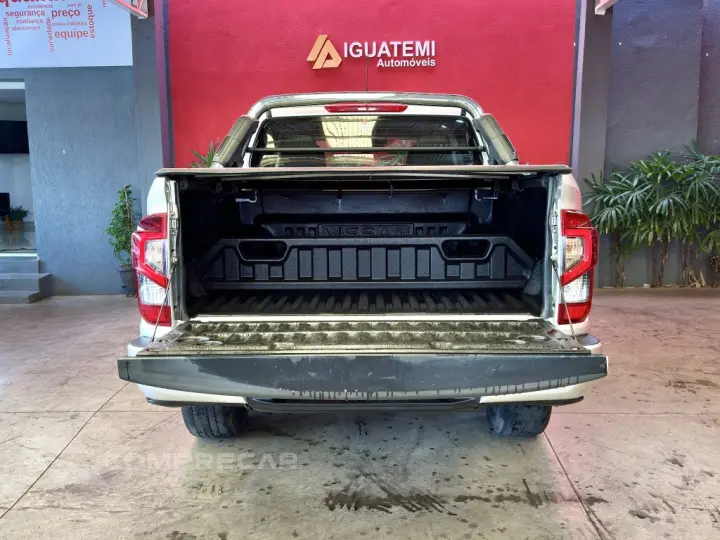 FRONTIER 2.3 16V TURBO DIESEL PLATINUM CD 4X4 AUTOMÁTICO
