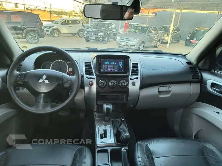 PAJERO DAKAR 3.2 HPE 4X4 7 Lugares 16V Turbo Intercooler