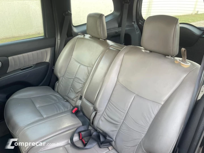 GRAND LIVINA 1.8 SL 16V
