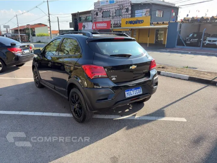 ONIX 1.4 MPFI ACTIV 8V FLEX 4P AUTOMÁTICO