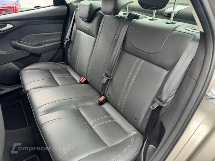 FOCUS 2.0 SE Sedan 16V