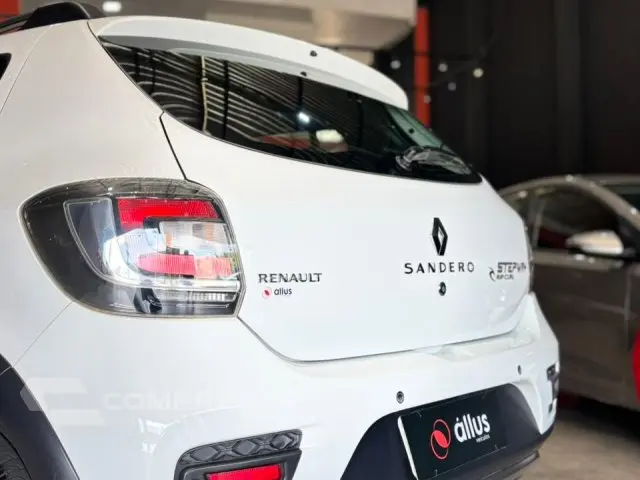 SANDERO - 1.6 STEPWAY 8V 4P MANUAL