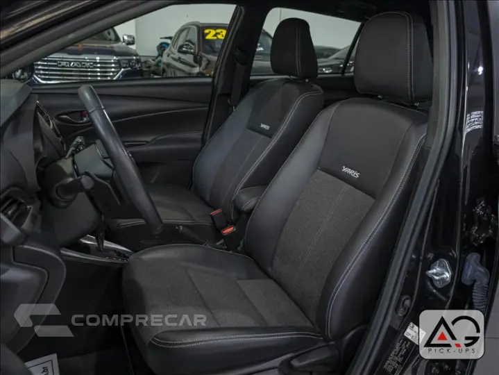 YARIS 1.5 16V XS Connect